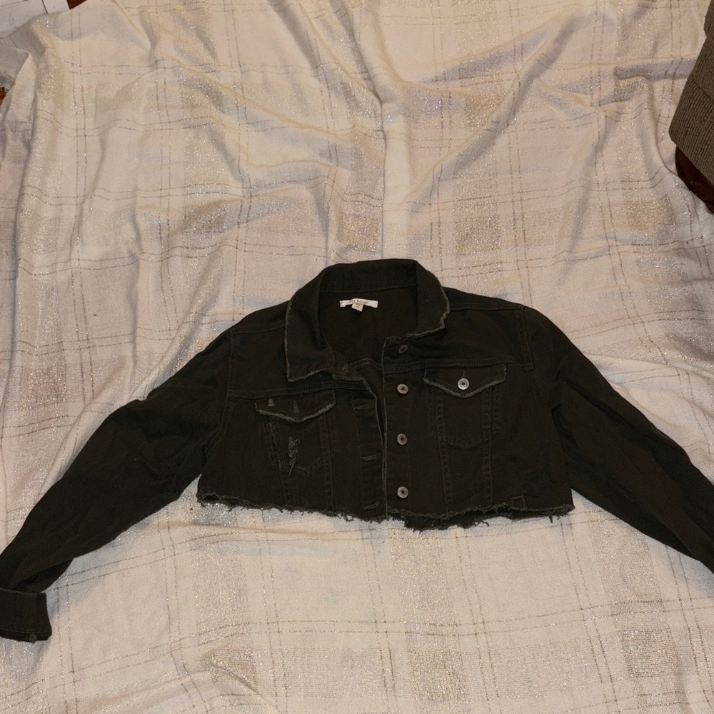 Black Cropped Denim Jacket